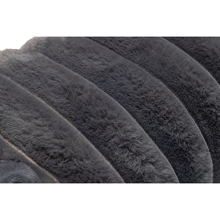 Designed by Lotte Hondenspeelgoed Reza Muis XL